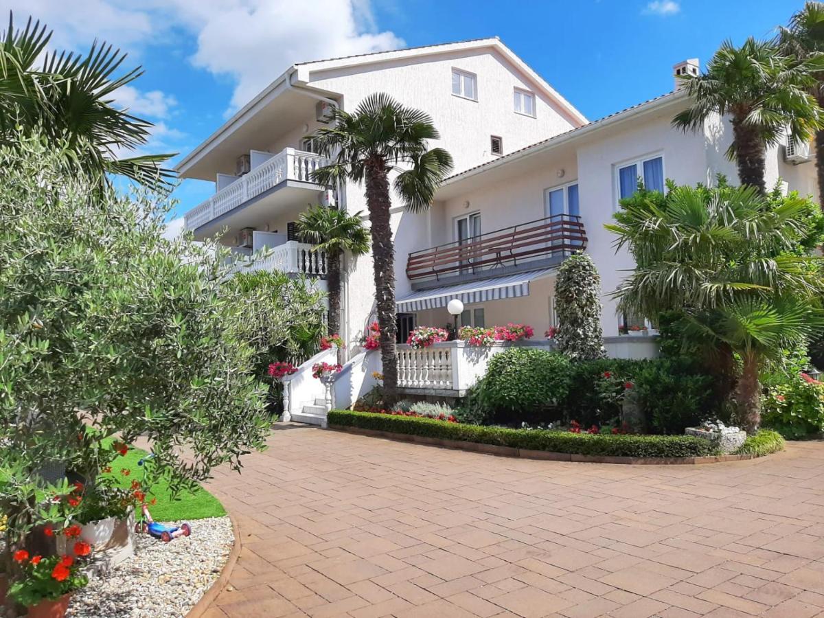 Pansion Katarina Bed & Breakfast Malinska Luaran gambar