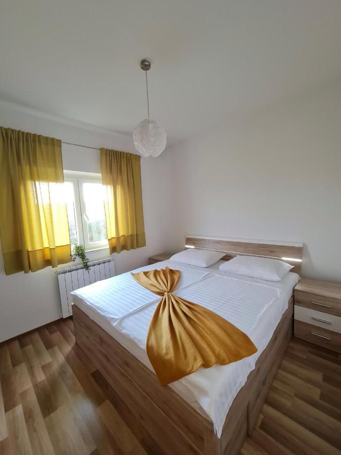 Pansion Katarina Bed & Breakfast Malinska Luaran gambar