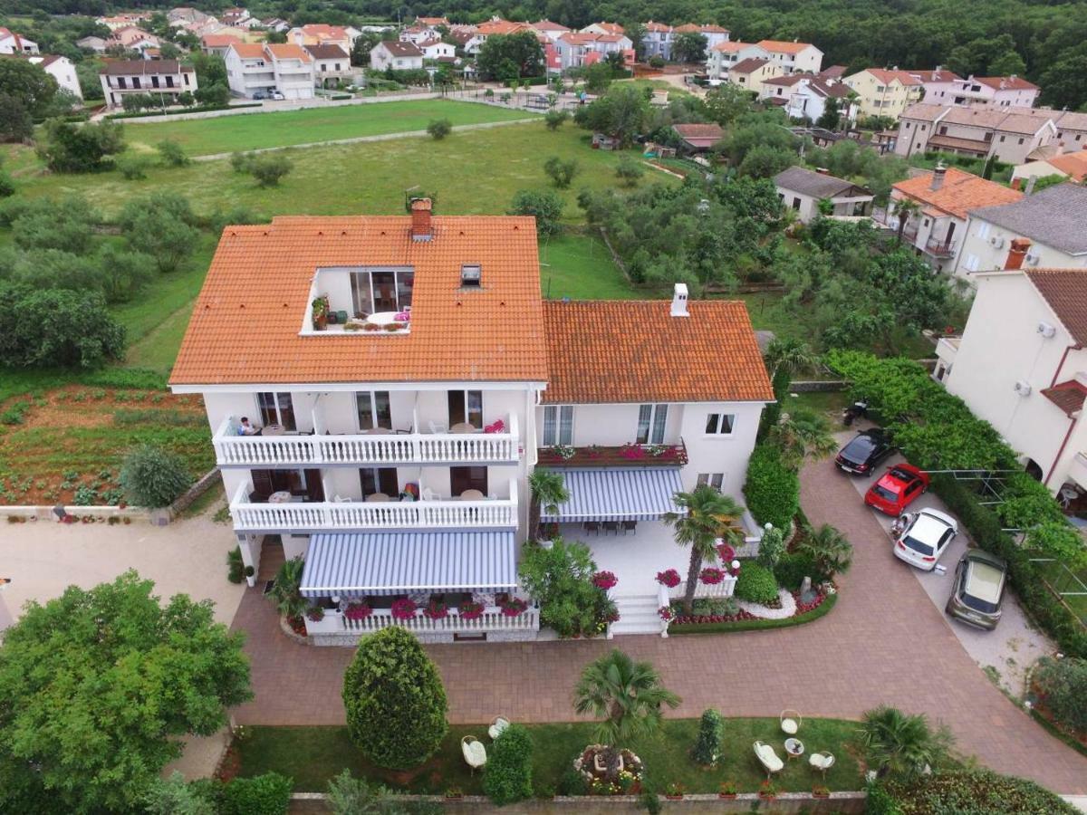 Pansion Katarina Bed & Breakfast Malinska Luaran gambar